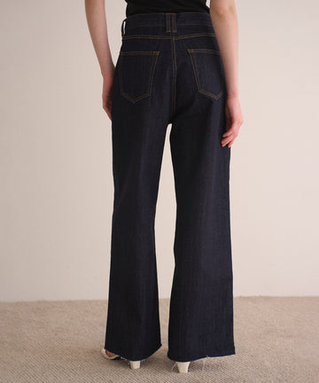 Pintuck Semiwide Jeans – MIELI INVARIANT