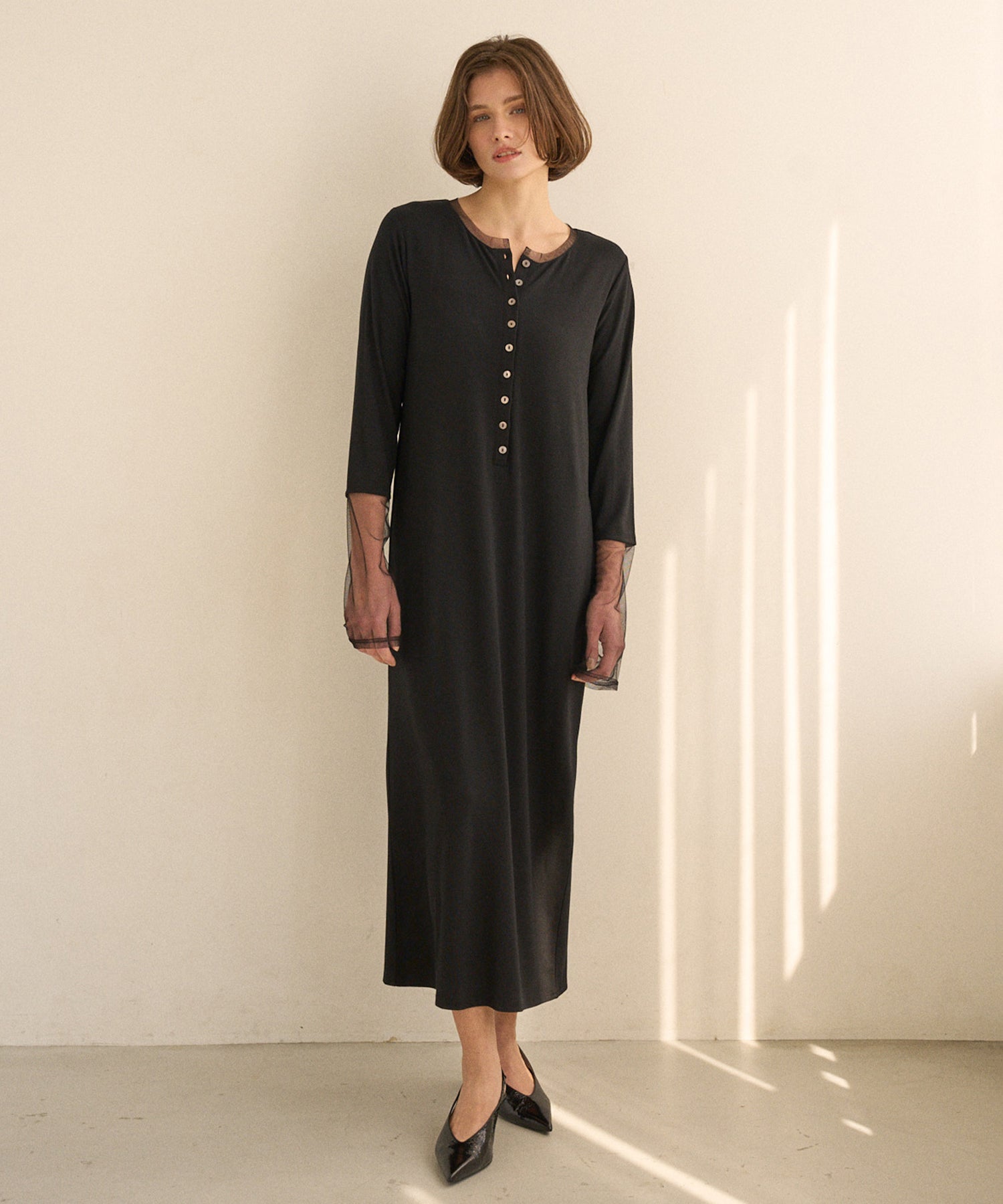 DRESS – MIELI INVARIANT