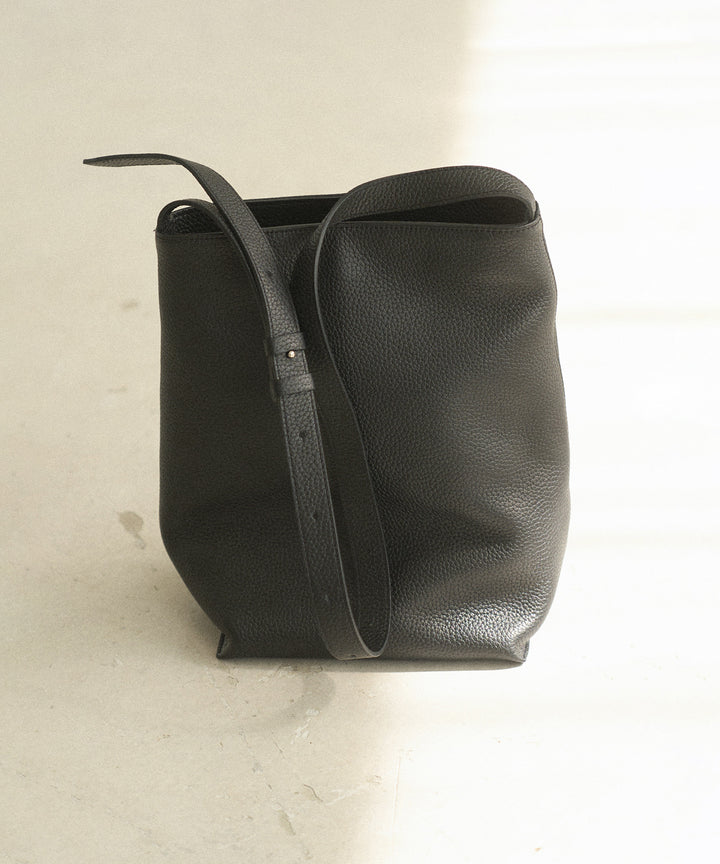 【NCSSRY】Square Tote Bag (Black)
