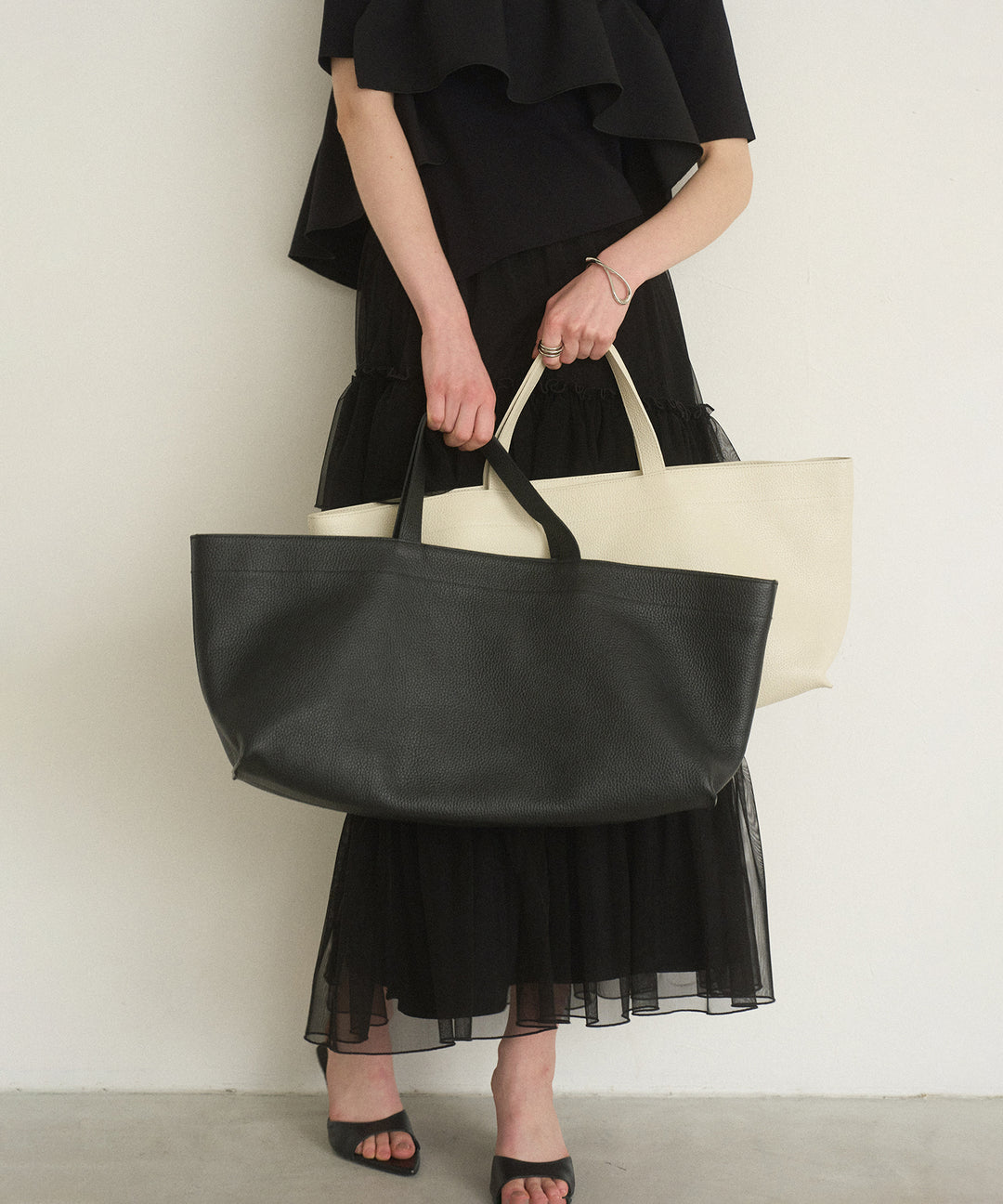 【NCSSRY】Wide Bag Big (Ivory)