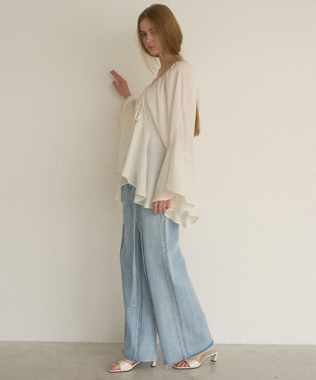 Airy Ciffon Gather Blouse