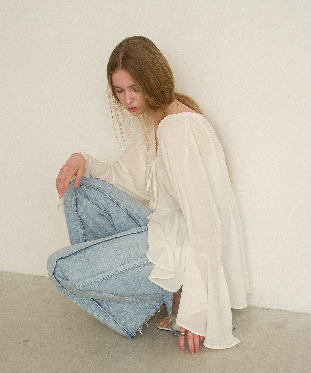 Airy Ciffon Gather Blouse