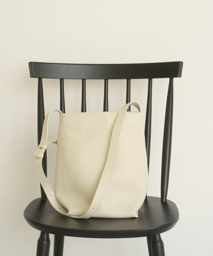 【NCSSRY】Square Tote Bag (Ivory)