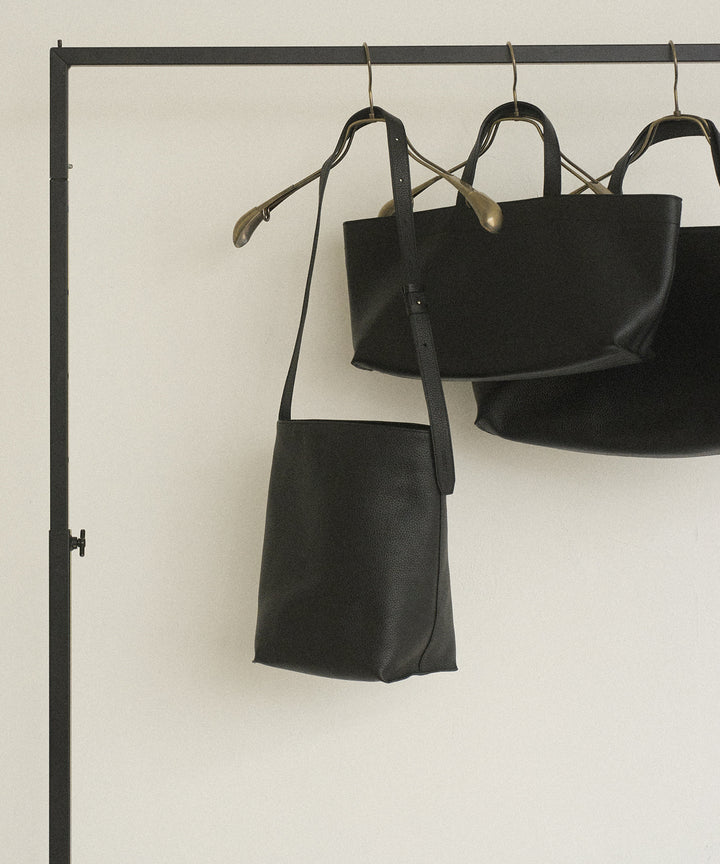 【NCSSRY】Square Tote Bag (Black)