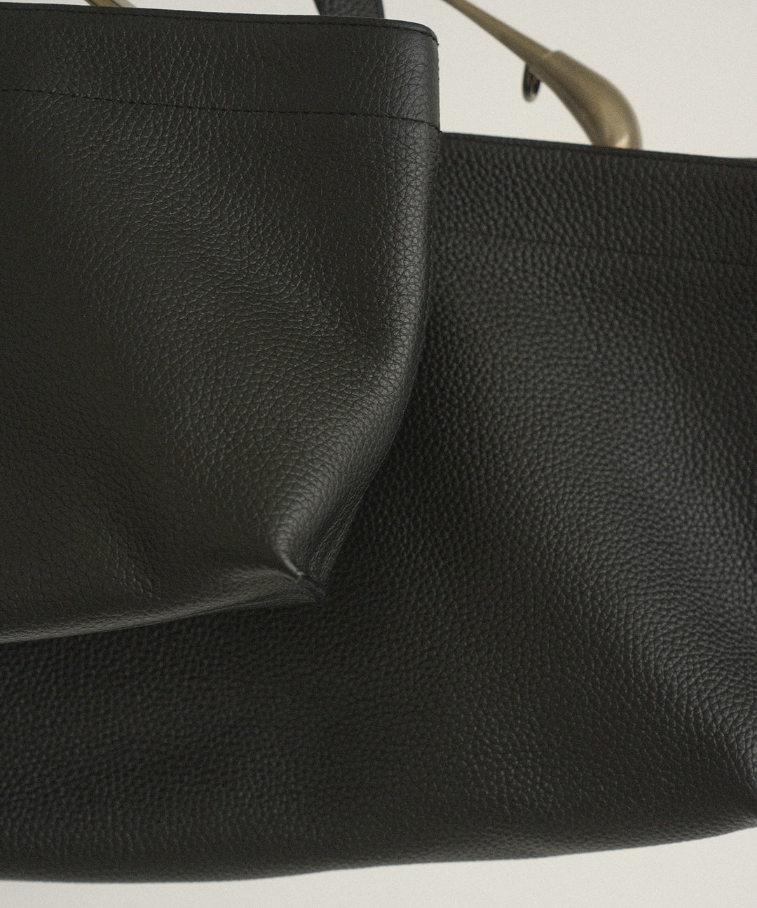 【NCSSRY】Wide Bag Medium (Black)