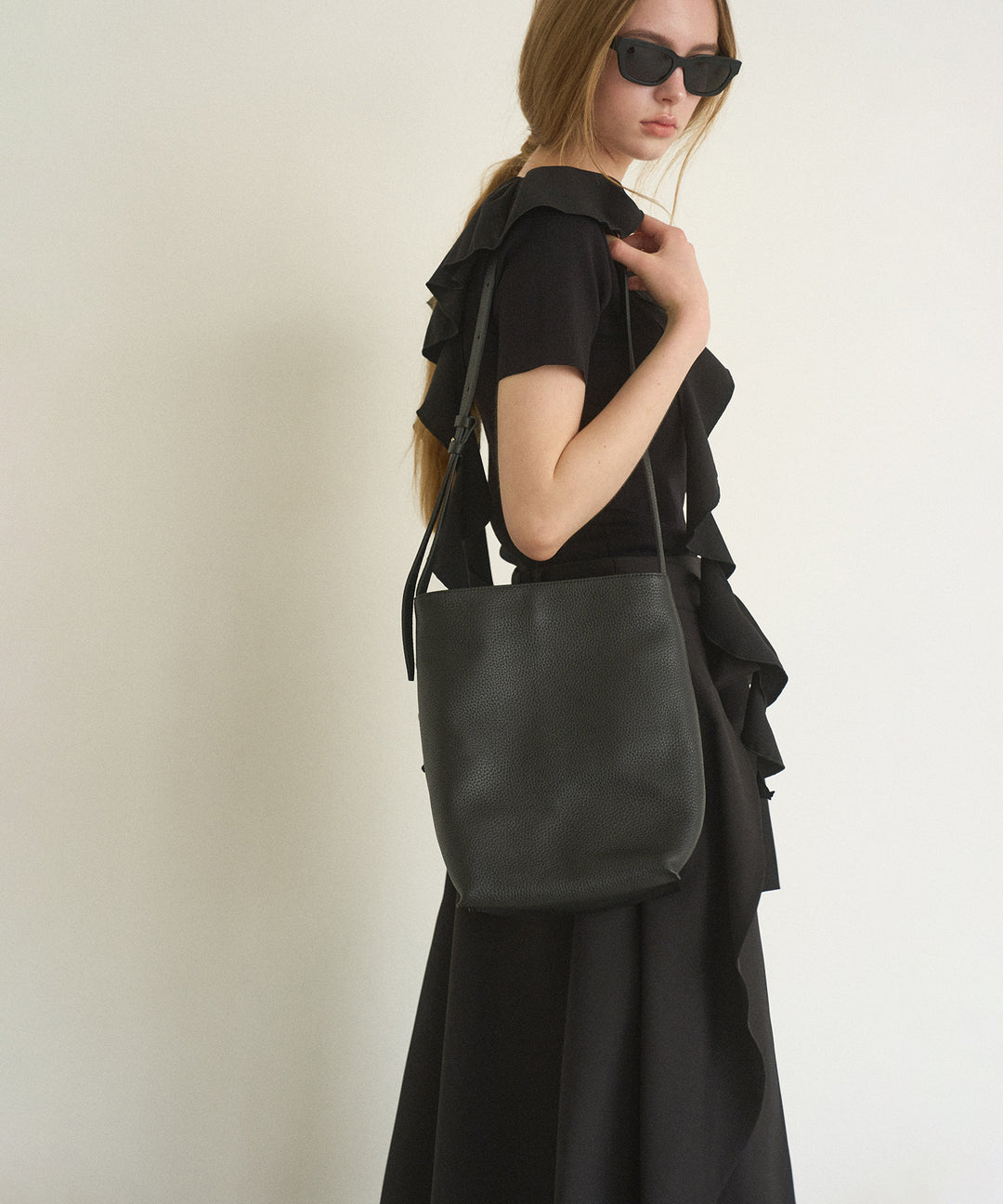 【NCSSRY】Square Tote Bag (Black)