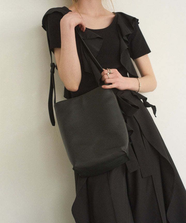 【NCSSRY】Square Tote Bag (Black)