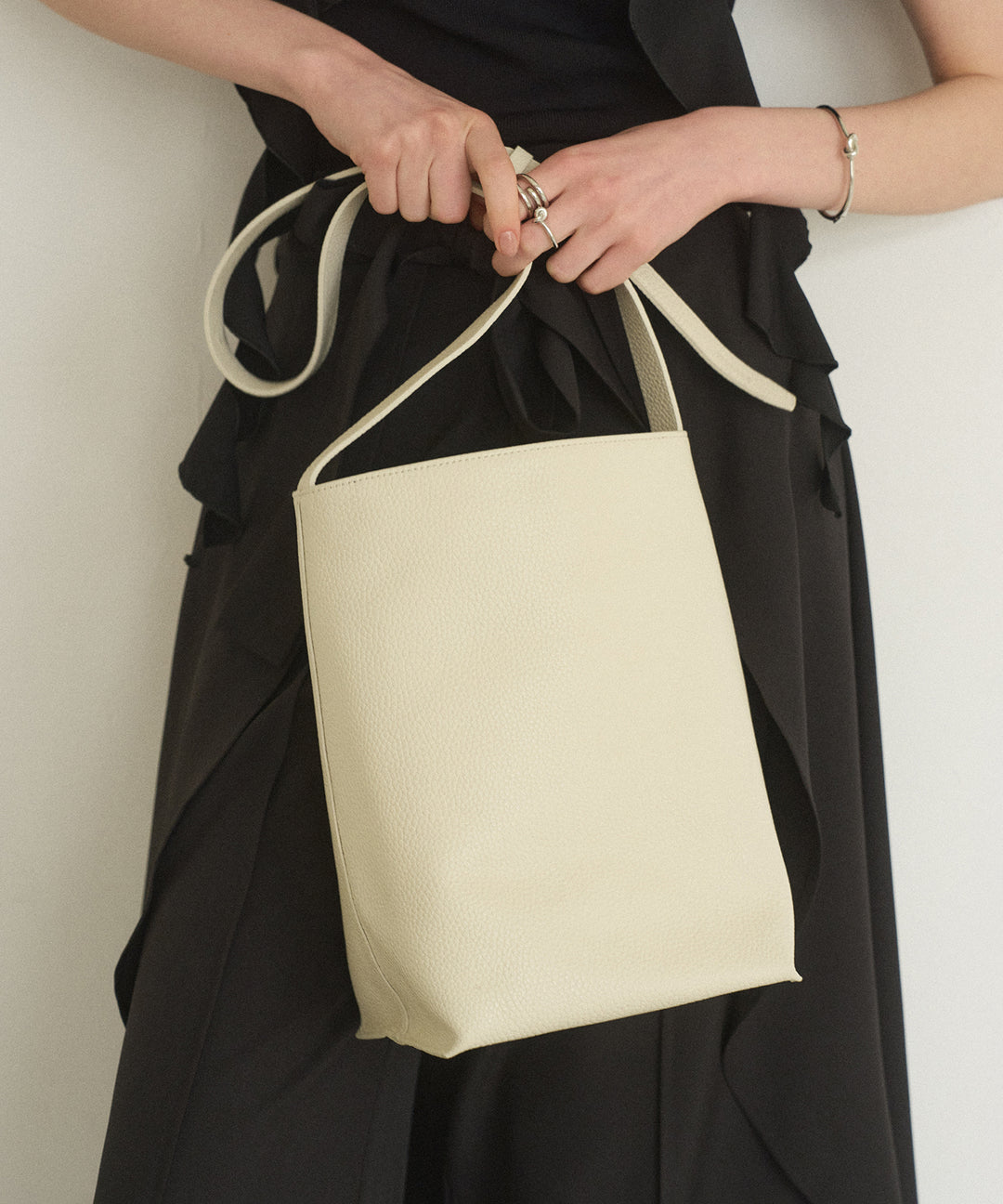 【NCSSRY】Square Tote Bag (Ivory)