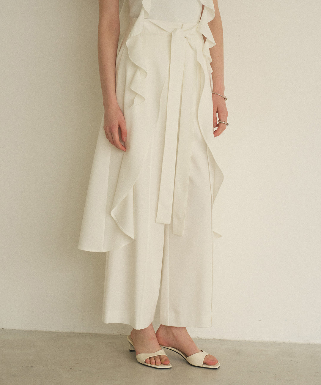 Cape Ribbon Pintuck Pants