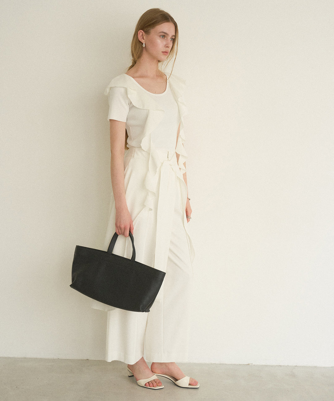 【NCSSRY】Wide Bag Medium (Black)