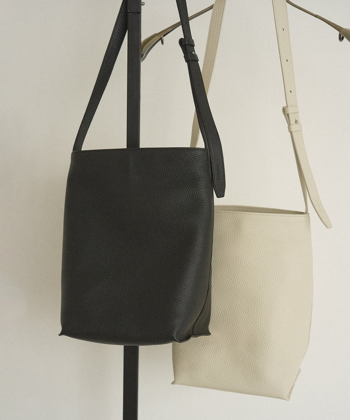 【NCSSRY】Square Tote Bag (Ivory)