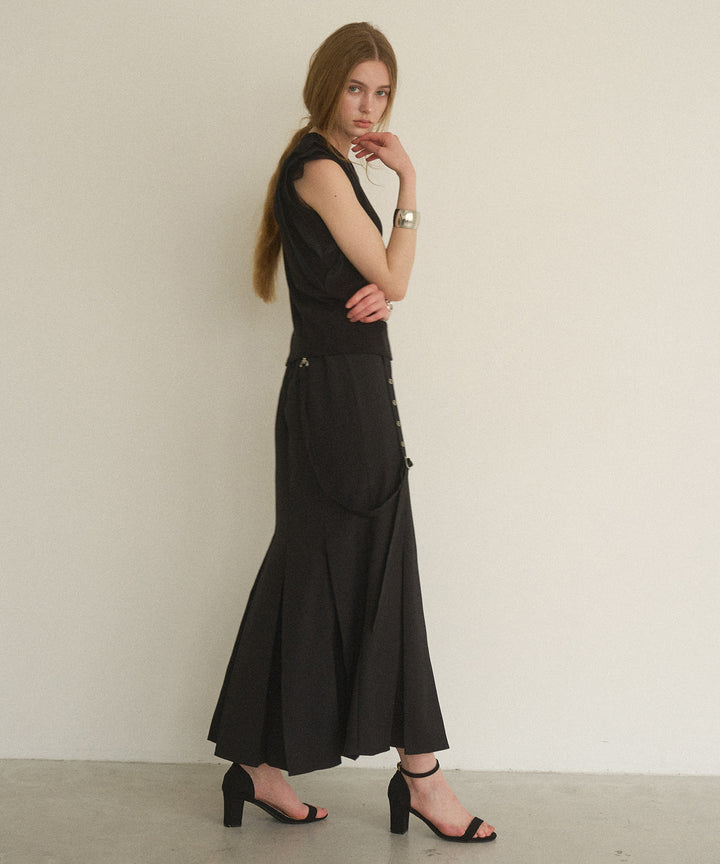 Box Tuck Suspend Skirt
