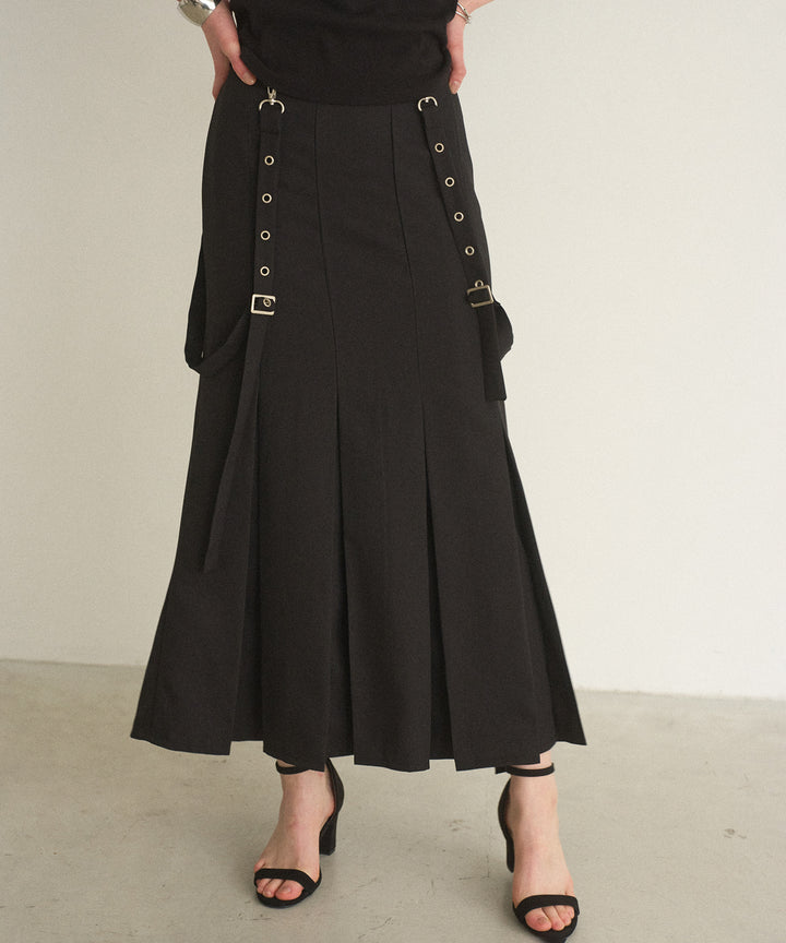Box Tuck Suspend Skirt