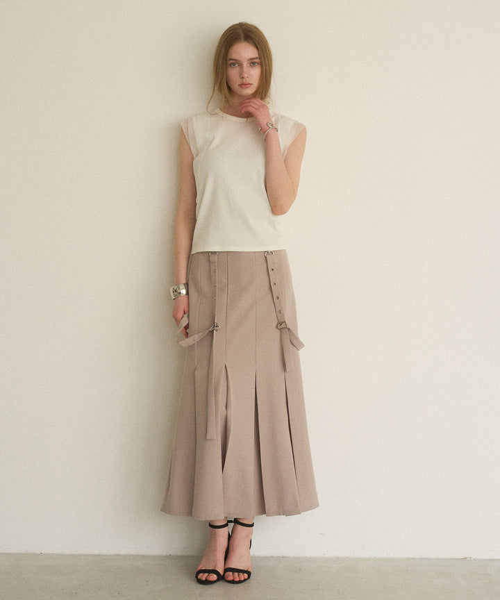 Box Tuck Suspend Skirt