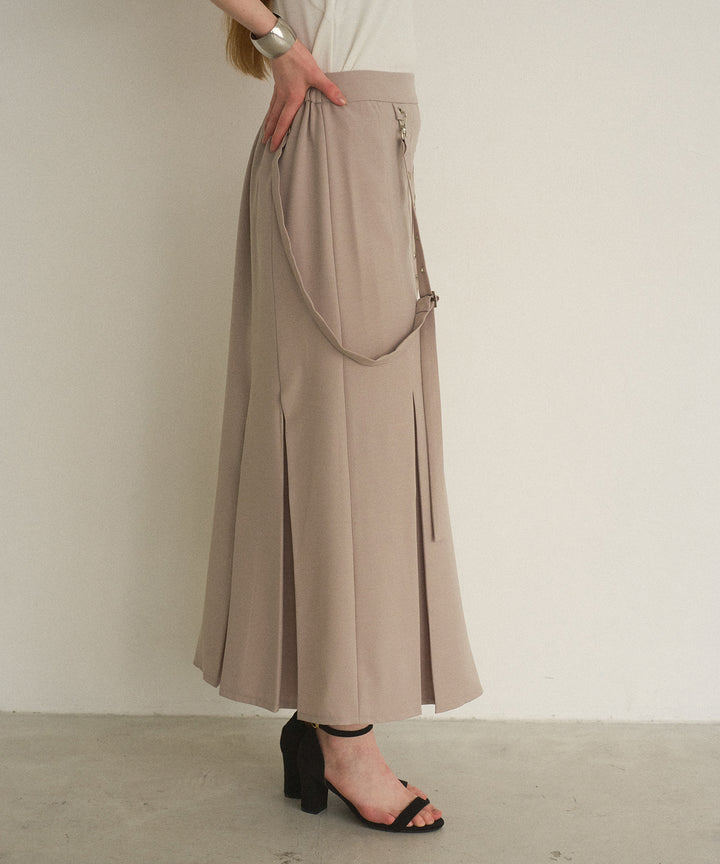 Box Tuck Suspend Skirt