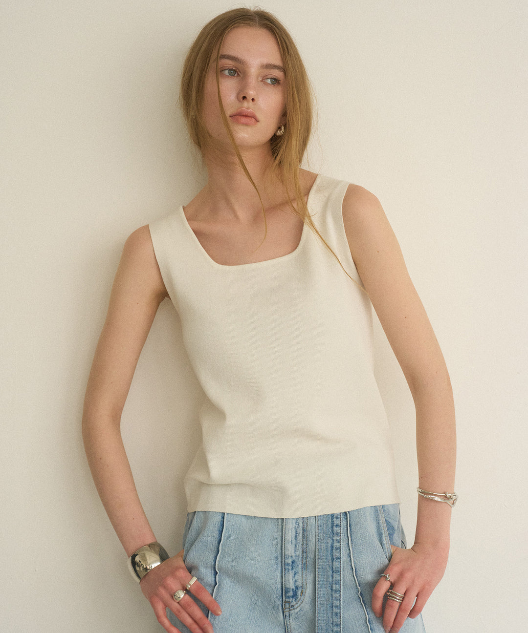 Square Dry Knit Sleeveless Top