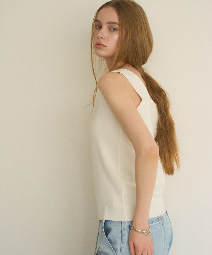 Square Dry Knit Sleeveless Top