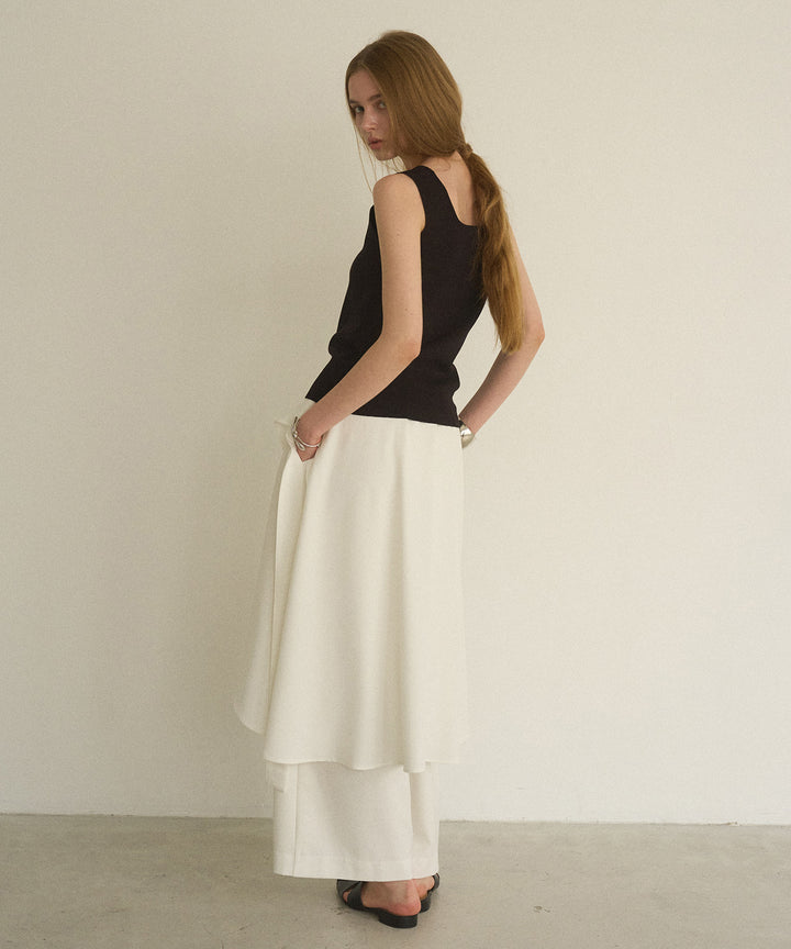 Square Dry Knit Sleeveless Top