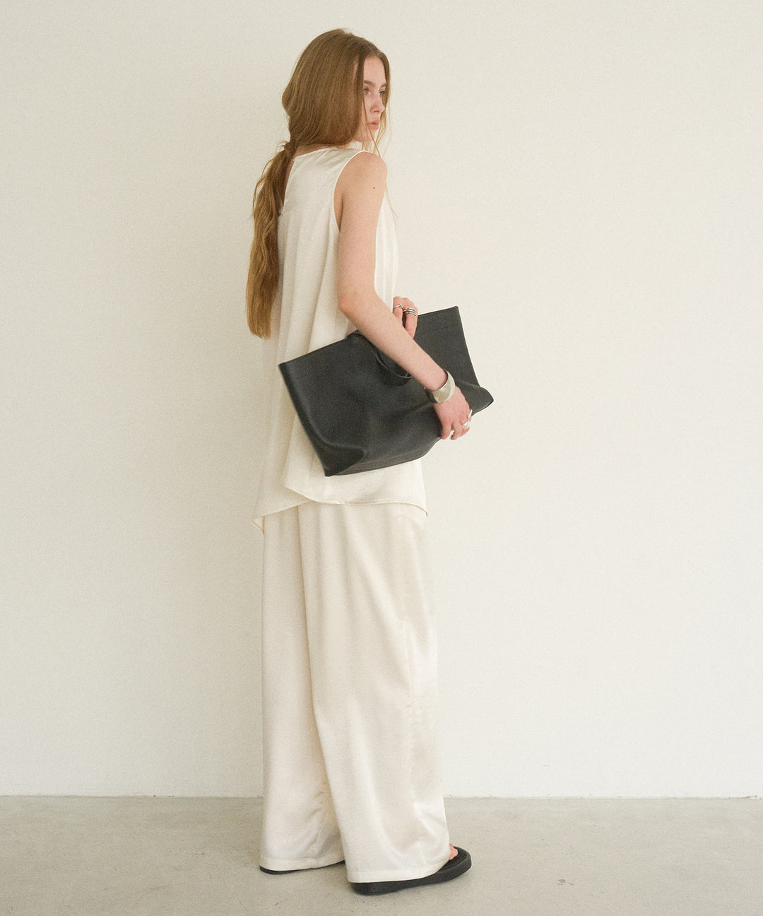 【NCSSRY】Wide Bag Big (Black)