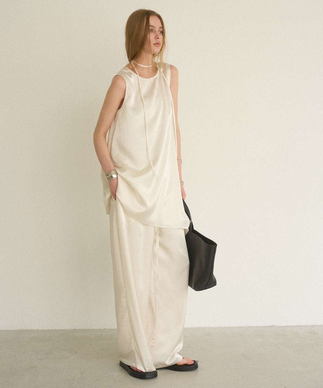 Relaxy Satin Choker Tunic