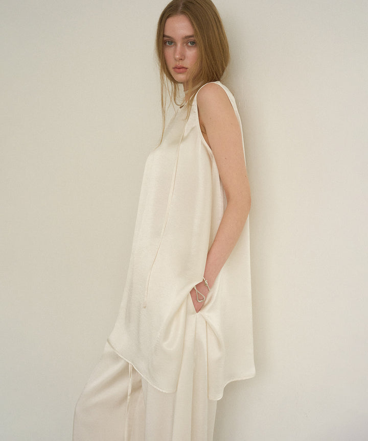 Relaxy Satin Choker Tunic