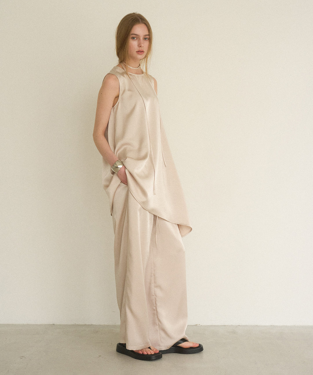 Relaxy Satin Choker Tunic