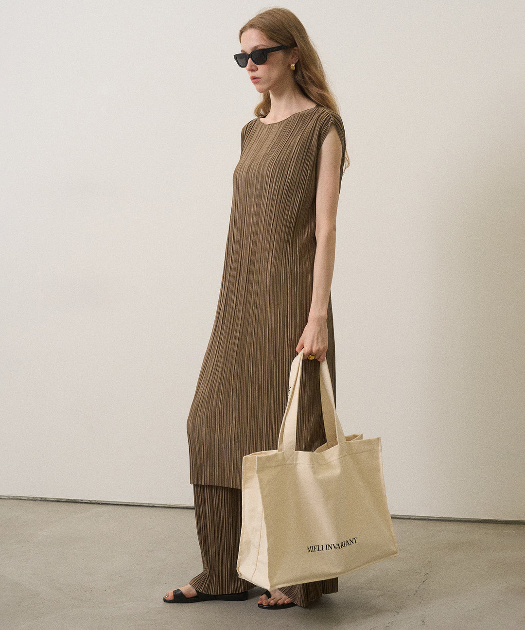 【NOVELTY ¥20,000over】SQUARE CANVAS BIG BAG