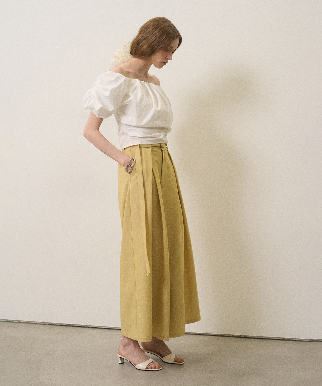 Wide Tuck Belt Flare Slacks