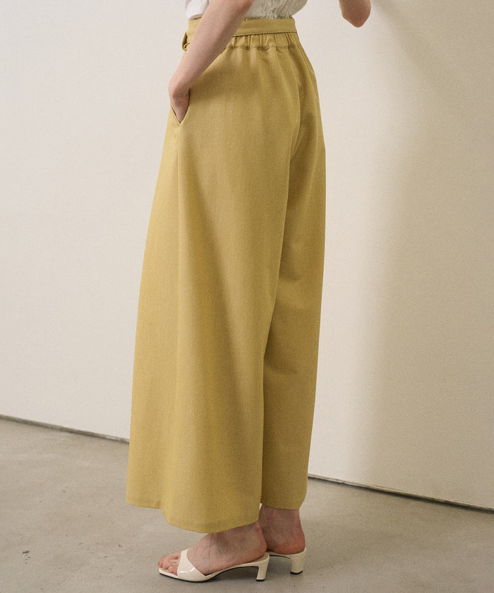 Wide Tuck Belt Flare Slacks
