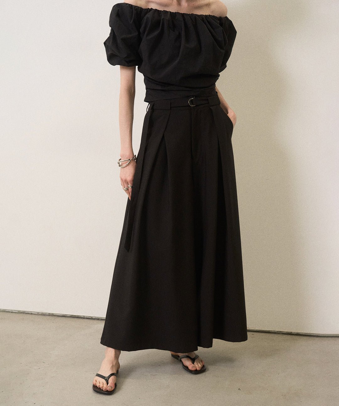 Wide Tuck Belt Flare Slacks
