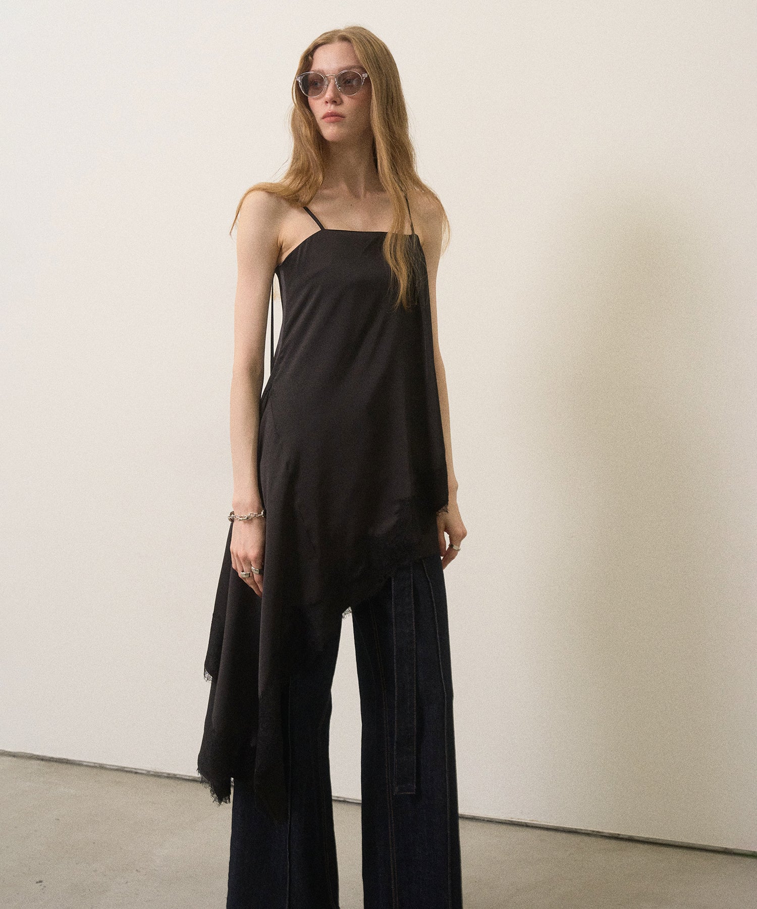 Pintuck Semiwide Jeans – MIELI INVARIANT