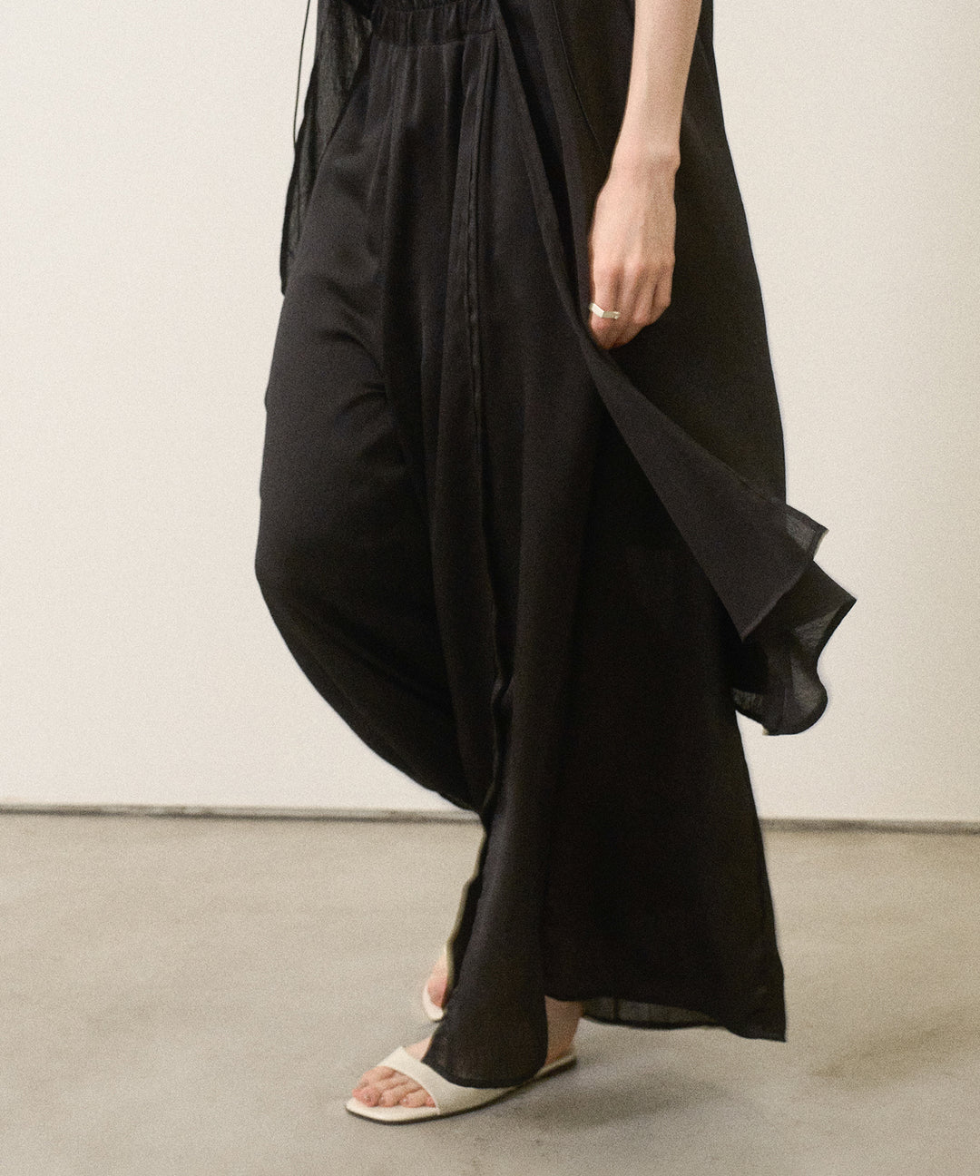 Crinkle Satin Wide Pants