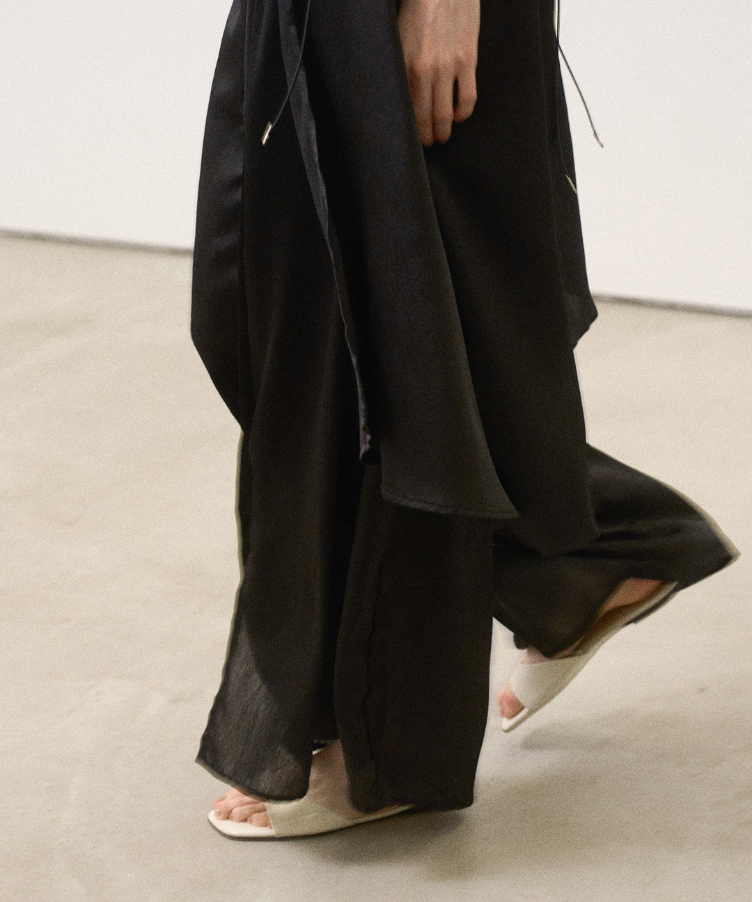 Crinkle Satin Wide Pants