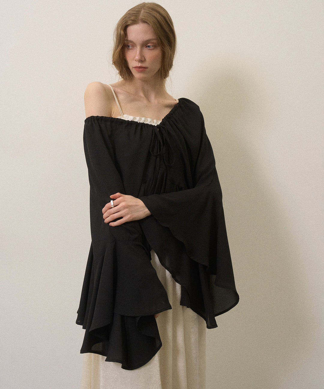 Airy Ciffon Gather Blouse