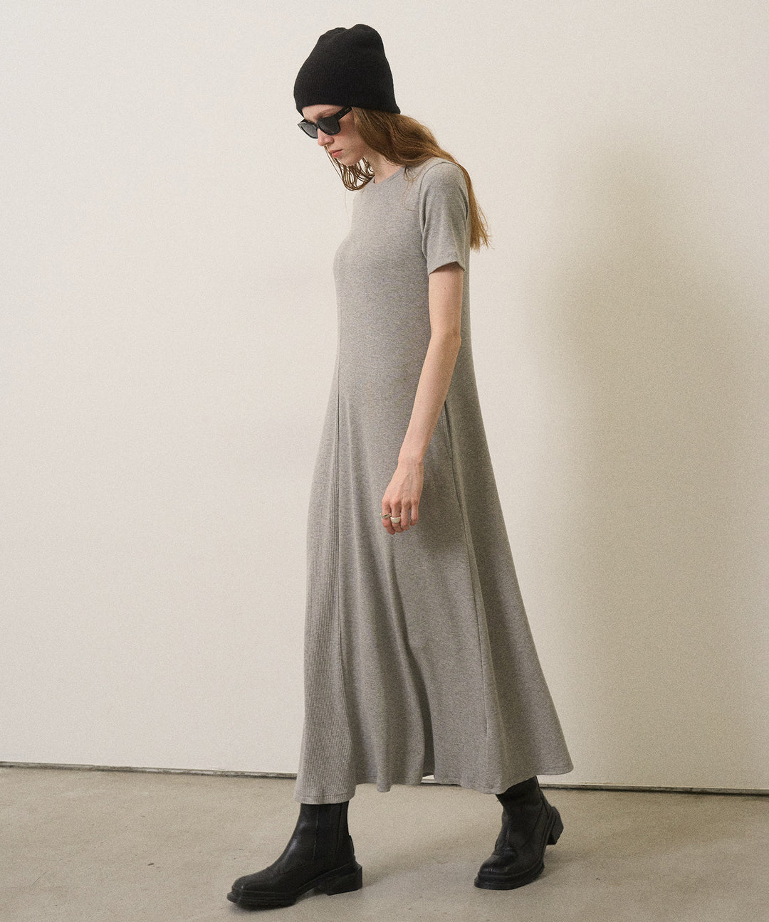 Rib Pitch Cut Flare Dress
