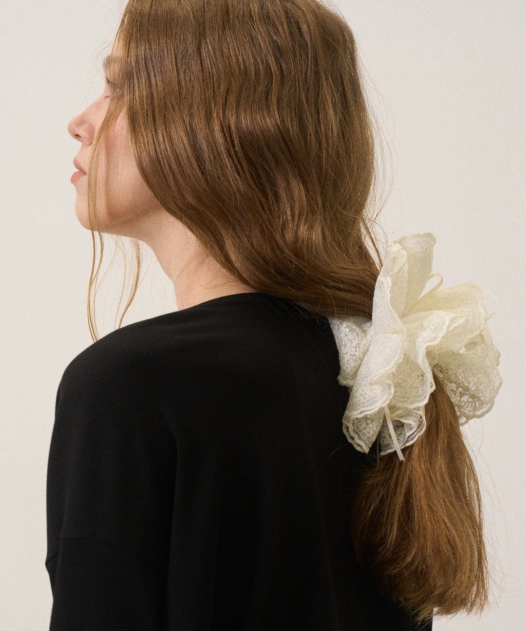 ANTIQUE W LACE Chou Chou