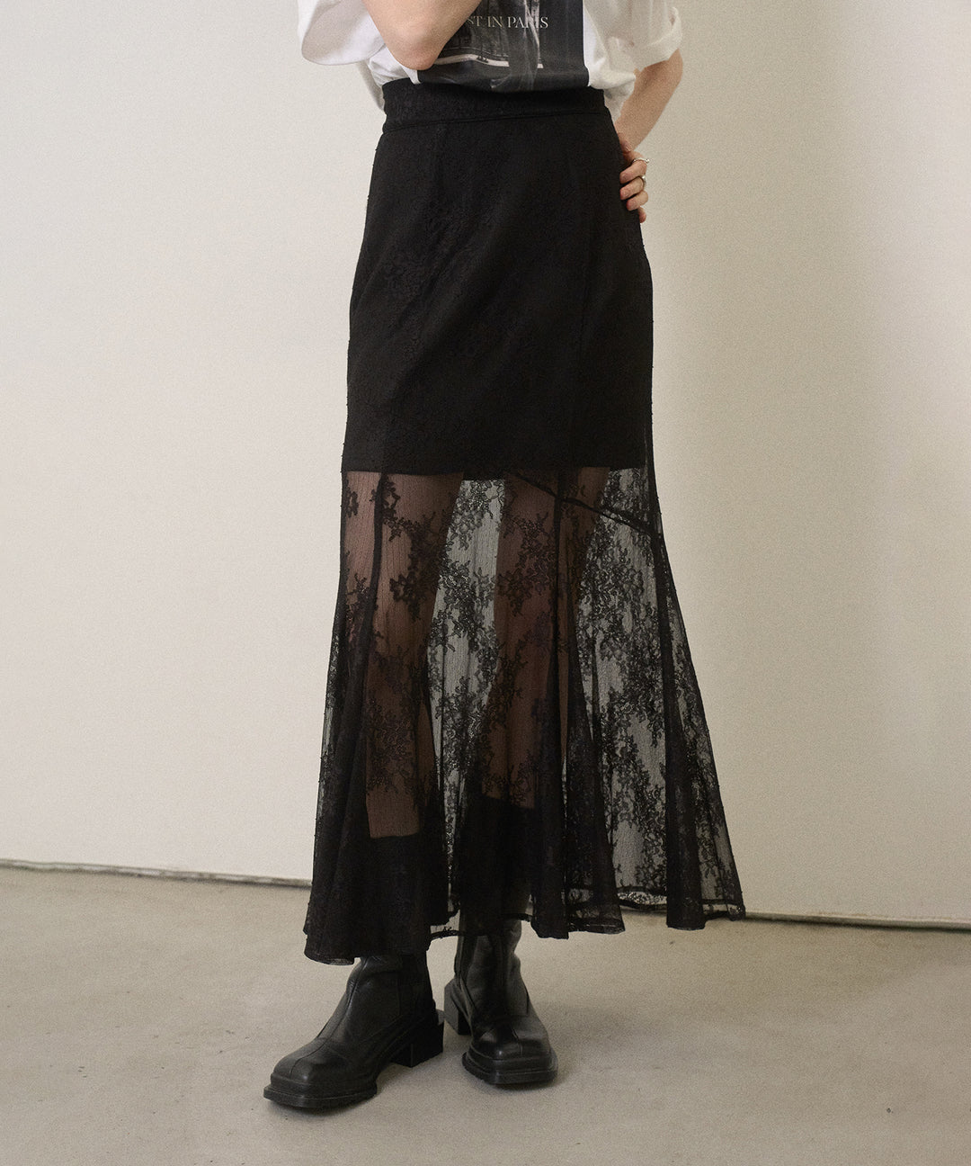 Stretch Lace Tiered Skirt