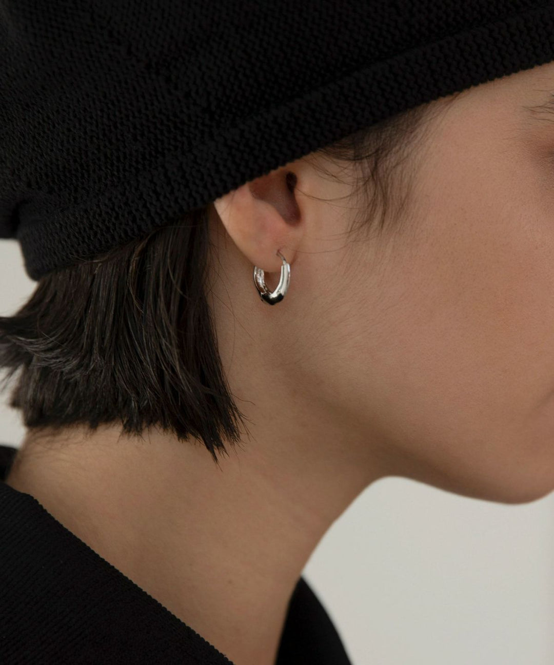 Minimal Hoop Pierce
