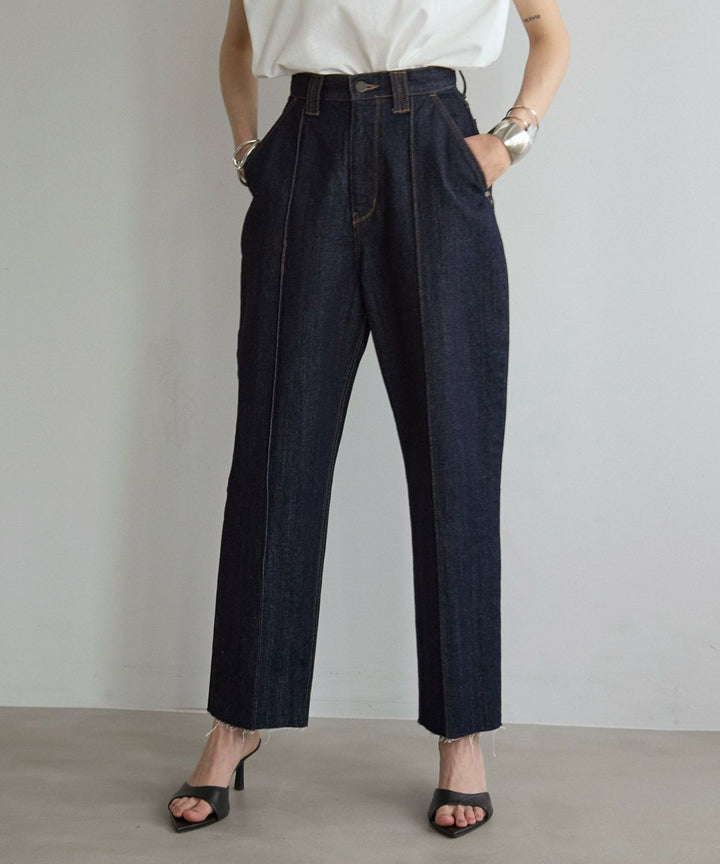 Pintuck Tapered Denim