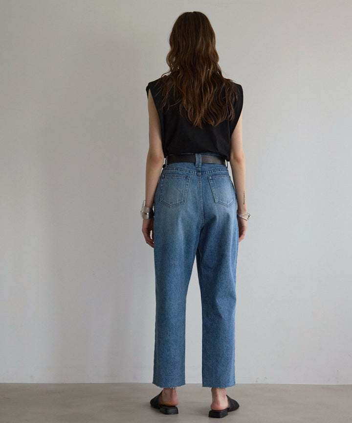 Pintuck Tapered Denim