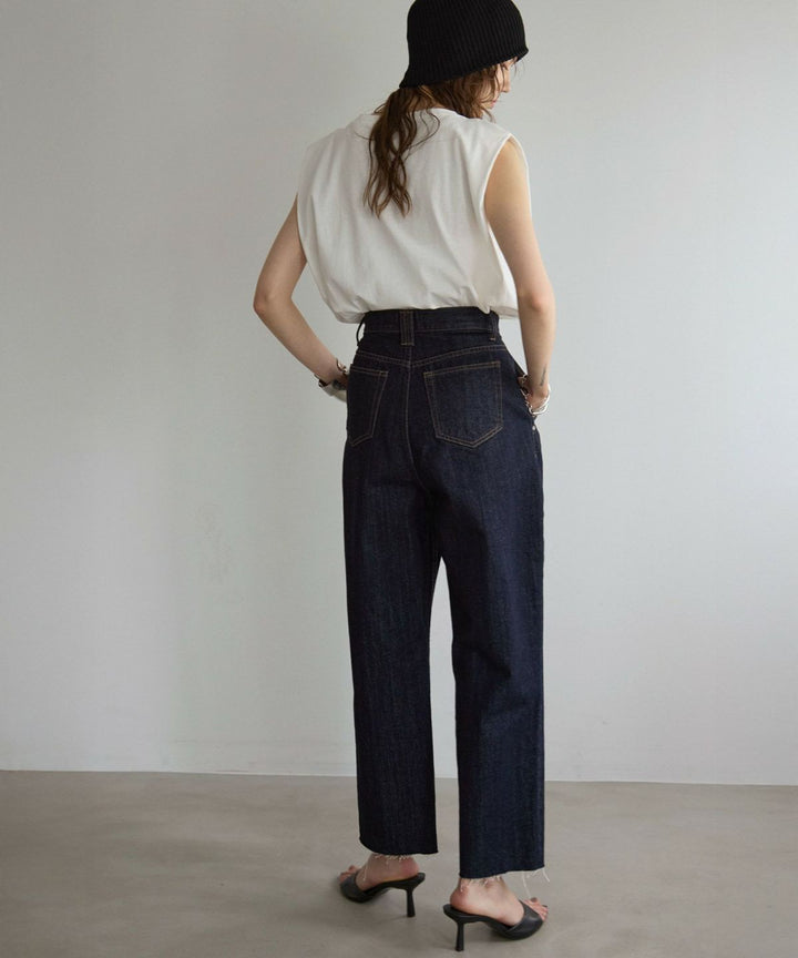 Pintuck Tapered Denim