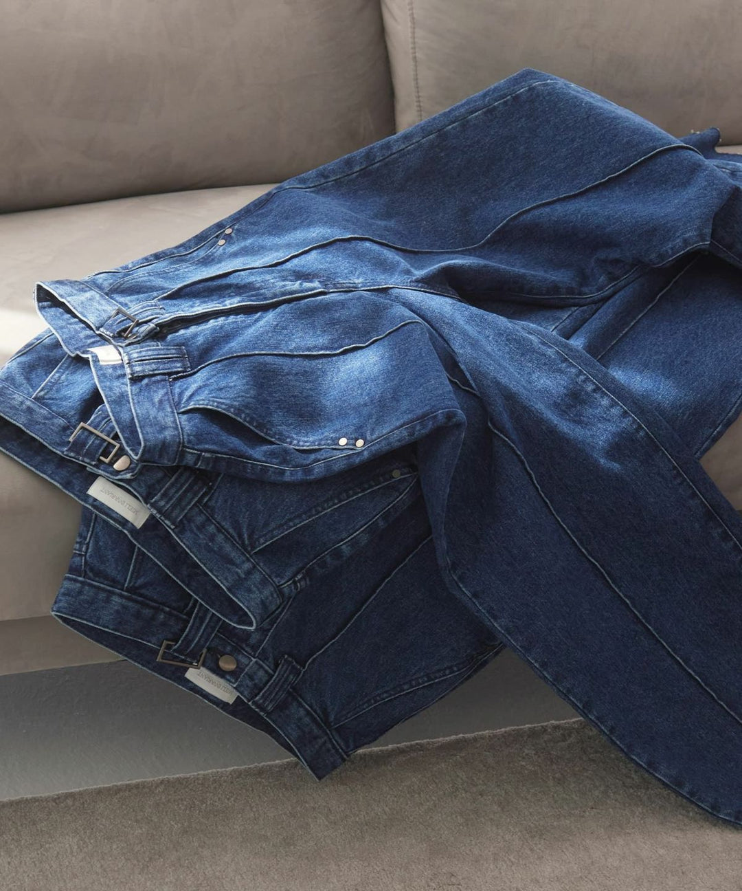 Pintuck Wide Wash Denim