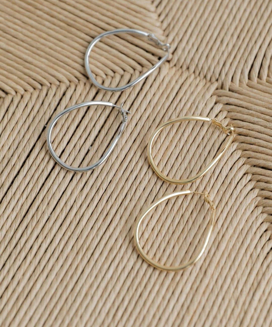 Oval Curve Hoop Pierce