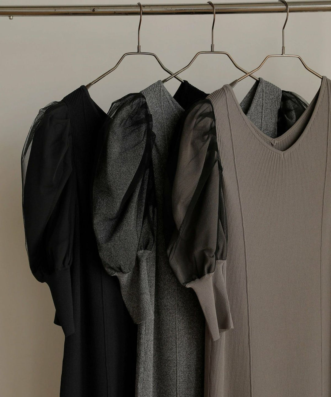 Semi Tight Puff Knit Dress