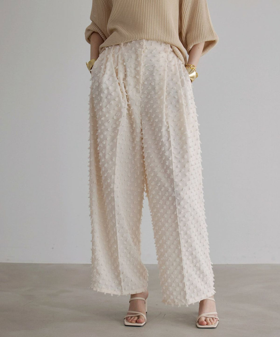 Cubic Dobby Tuck Pants