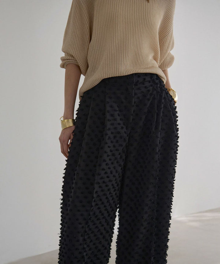 Cubic Dobby Tuck Pants