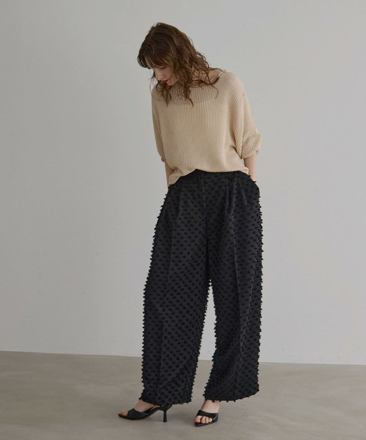 Cubic Dobby Tuck Pants