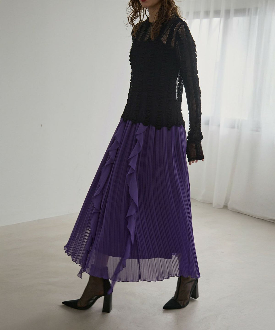 Pleat Ruffle Mellow Skirt