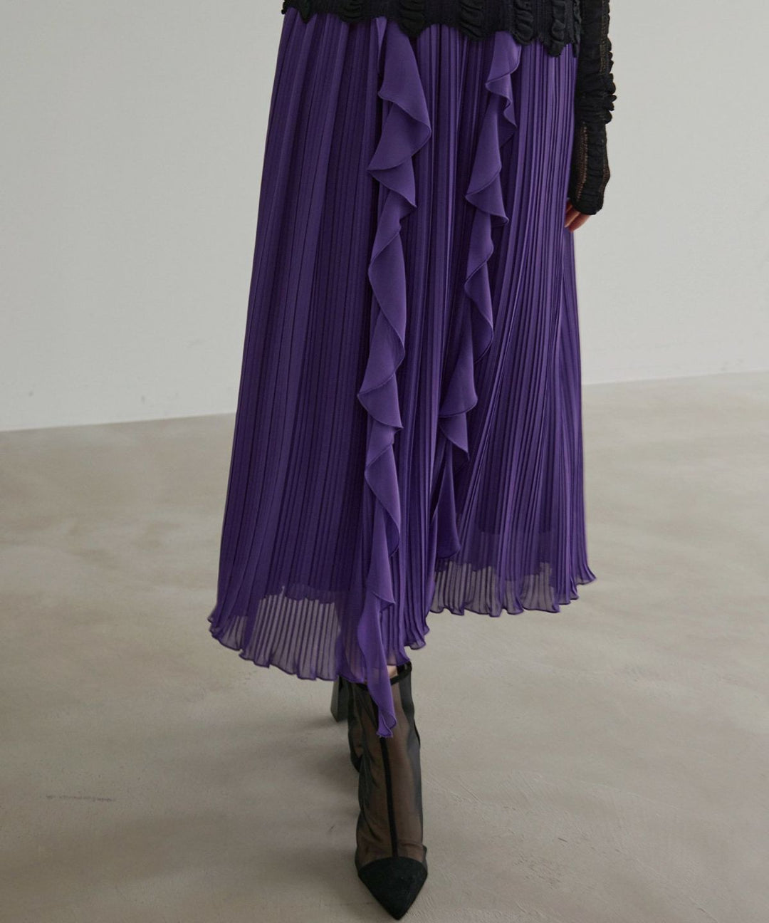 Pleat Ruffle Mellow Skirt