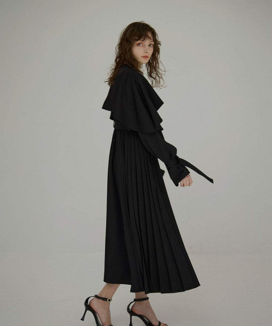 【YUKKO SPECIAL COLLABORATION】CAPE TRENCH DRESS